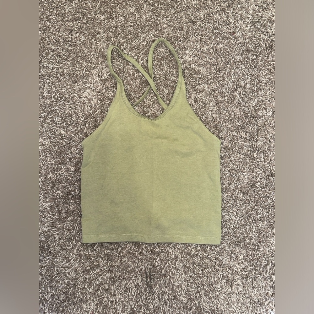 AE Convertible Tank Top - Picture 6 of 13
